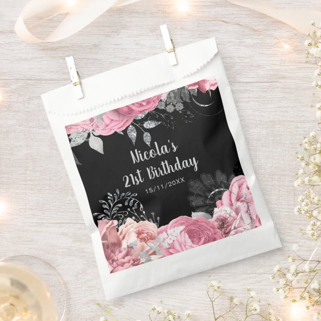 Elegant Pink and Silver Flowers Birthday Party Geschenktütchen (Ausgeschnitten)