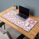 Elegant Pink Hydragea Flowers Pattern Monogram Schreibtischunterlage<br><div class="desc">Transform your workspace with the Elegant Pink Hydrangea Flowers Pattern Monogram Desk Mat. Featuring a stunning pink hydrangea design paired with a personalized monogram, this desk mat brings a touch of sophistication and beauty to any desk. Its large surface provides ample space for your keyboard, mouse, and other essentials, while...</div>