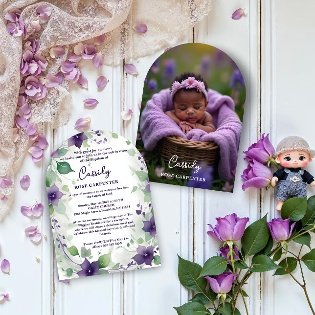 Elegant Purple Garland Floral Photo Baptism Baby Einladung (Elegant Purple Garland Flowers on a White Background – Baby Baptism Invitation Cards with Back Photo)
