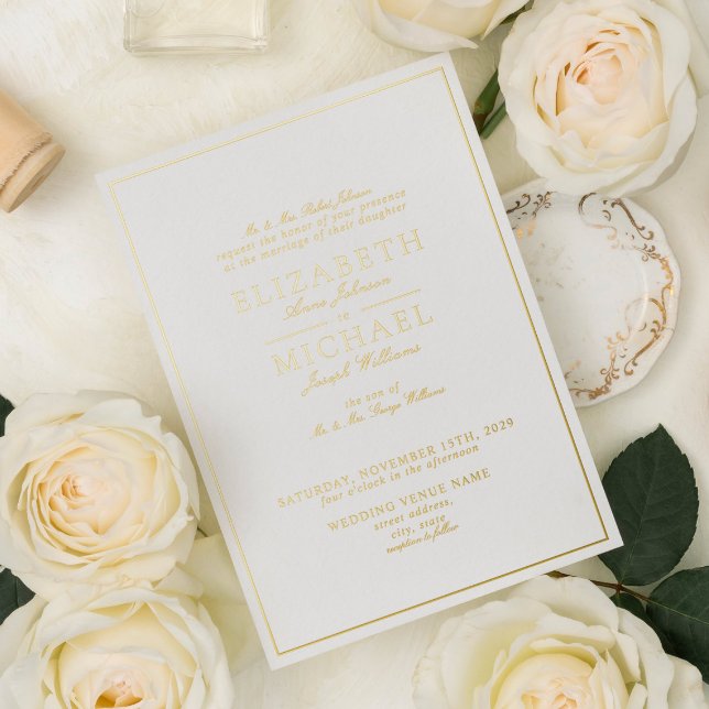 Elegant Real Gold Foil White Script Wedding Folieneinladung (Von Creator hochgeladen)