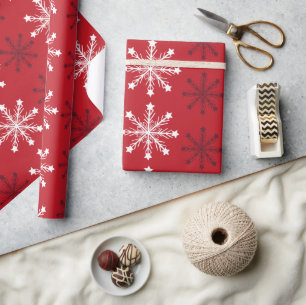 Elegant Red White Snowflake Frohe Weihnachten Geschenkpapier
