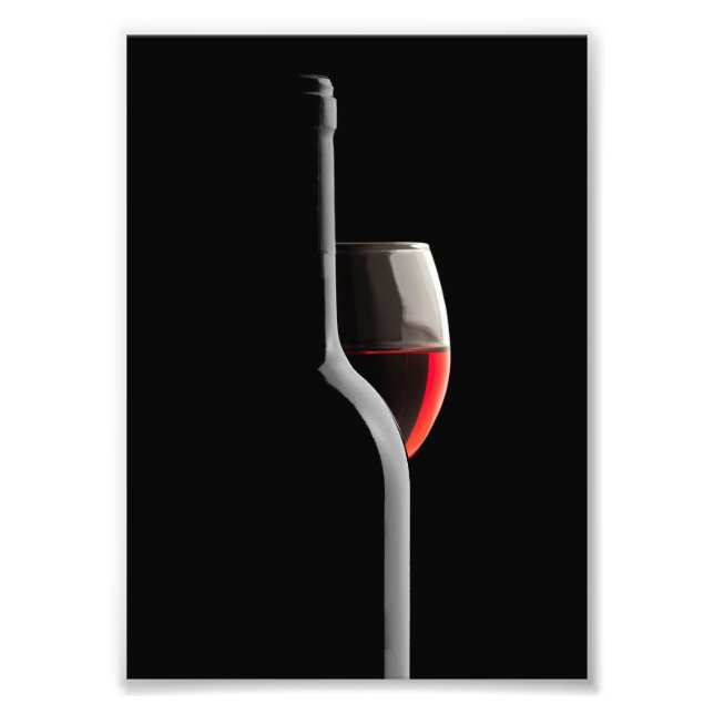 Elegant Red Wine Glass & Bottle. Black Background Fotodruck (Vorne)