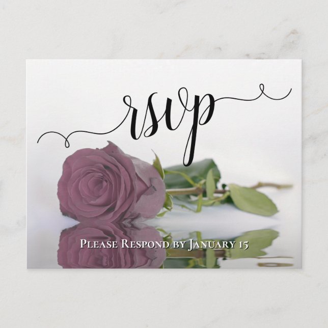 Elegant reflektiert Dusty Mauve Rose Wedding RSVP Postkarte (Vorderseite)