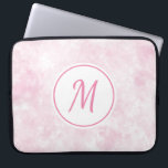 Elegant rosa Wasserfarbe Stilvolle Monogram Custom Laptopschutzhülle<br><div class="desc">Elegant rosa Watercolor Stilvolle Monogram Custom Laptop Sleeve mit elegantem rosa und weißem Marmor Aquarell. Es ist modern und elegant. Personalisieren Sie es mit Ihrem ersten.</div>