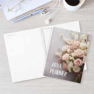 Elegant Rose Bouquet Planer