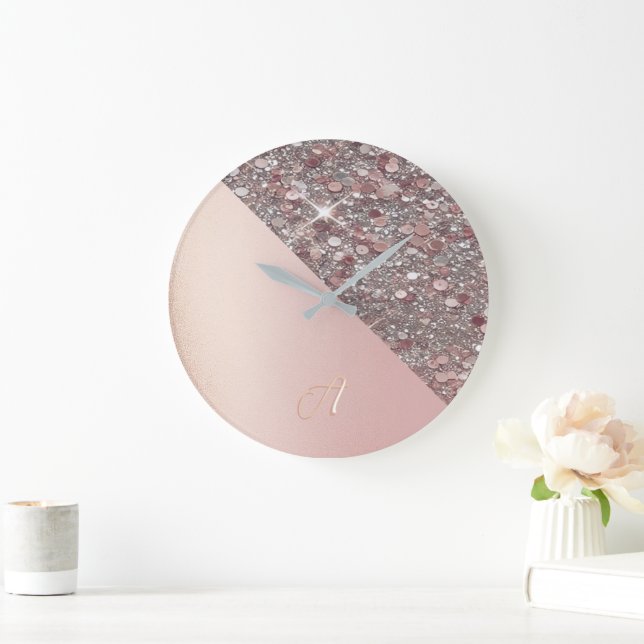 Elegant Rose Gold Monogram Große Wanduhr (Zuhause)