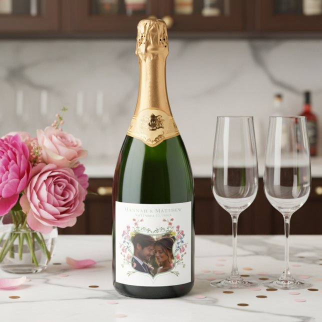 Elegant Sage Pastel Wildflower Crest Photo Wedding (Von Creator hochgeladen)