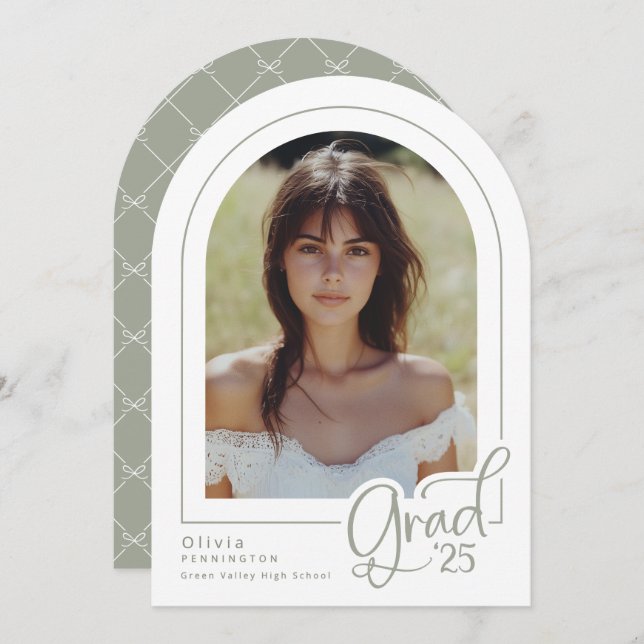 Elegant Sage Simple Foto 2025 Grad Ankündigung (Vorne/Hinten)