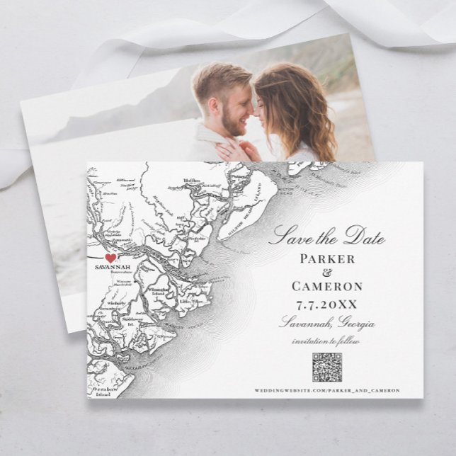 Elegant Savannah Georgia Karte Schwarz-weiß Hochze (Savannah Georgia Wedding Save the Dates in Elegant black and white with photo and QR code )