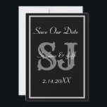 Elegant Save the Date Monogram Wedding Einladung<br><div class="desc">Eine elegante Monogramm-Namensinitiale Rette unsere Einladung zur Ankündigung. Schwarz und Weiß. Personalisieren Sie die Namen/Initialen der Braut und des Bräutigams und das Hochzeitstermin. Sie können den Schriftart/die Farben mit der Schaltfläche EDIT anpassen, um genau Ihren Farben anzupassen. Kommt mit weißen Umschlägen. Für passende Accessoires lesen Sie unsere ganze Kollektion in...</div>