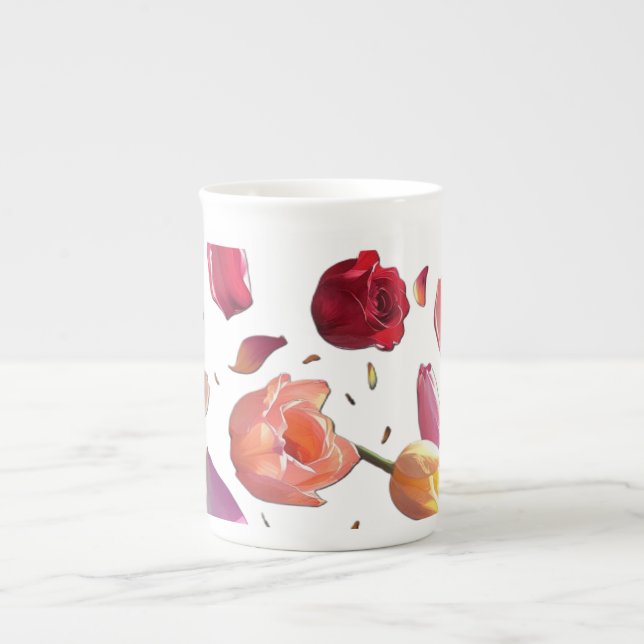 Elegant Scattered Floral Petal Mug | Modern Mug Prozellantasse (Vorderseite)