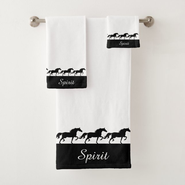 Elegant Script and Stylish Horses on White Badhandtuch Set (Insitu)