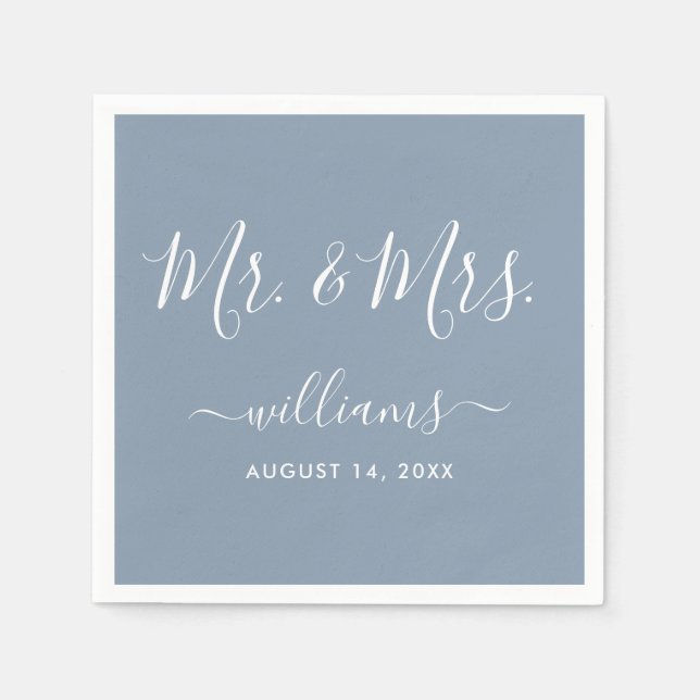 Elegant Script Dusty Blue Mr. und Mrs. Serviette (Vorderseite)