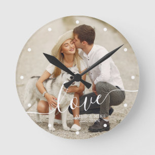Elegant Script "Love" Custom Photo Runde Wanduhr