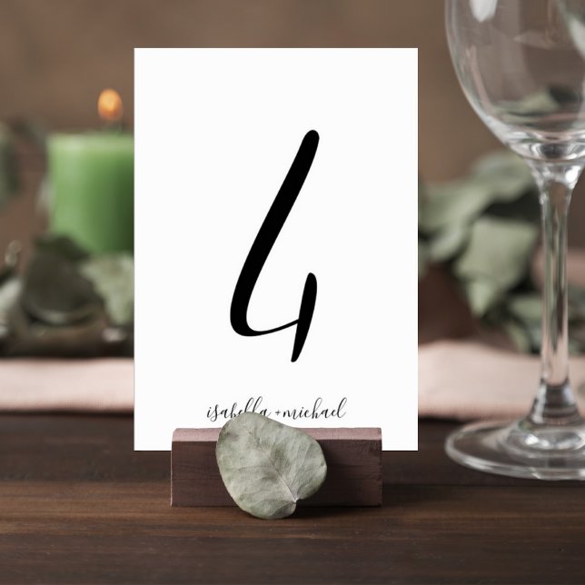 Elegant Script Table Number Sign with Couple Names Tischnummer (Von Creator hochgeladen)
