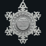 Elegant Silver Diamonds 50. Hochzeitstag Schneeflocken Zinn-Ornament<br><div class="desc">Elegante silberne Wirbel 50. Hochzeitstag Schmuck.</div>