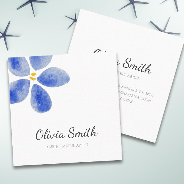 Elegant Simple Blue Watercolor Schönheit der Blume Quadratische Visitenkarte (Von Creator hochgeladen)