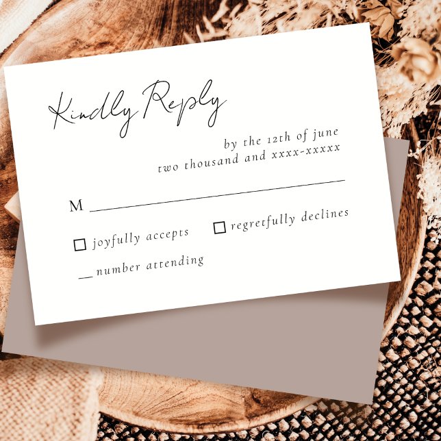 Elegant Simple Mocha Mousse Wedding RSVP Response Karte (Von Creator hochgeladen)