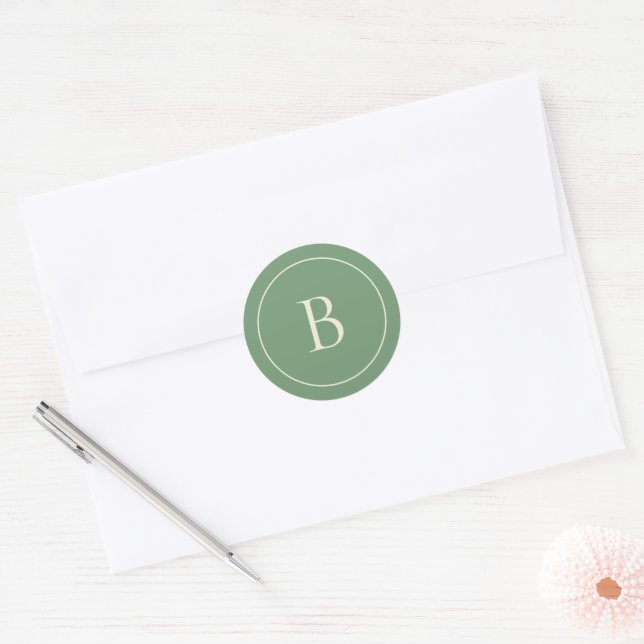 Elegant Simple Sage Monogram Envelope Seal Runder Aufkleber (Umschlag)