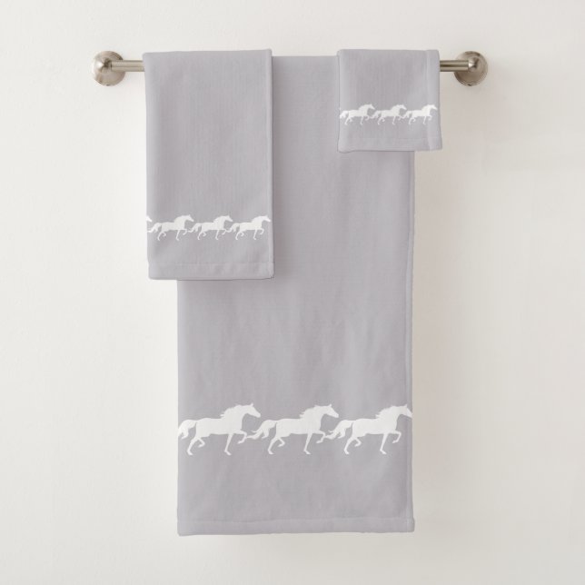Elegant Stylish White Horses on Silver Gray Badhandtuch Set (Insitu)
