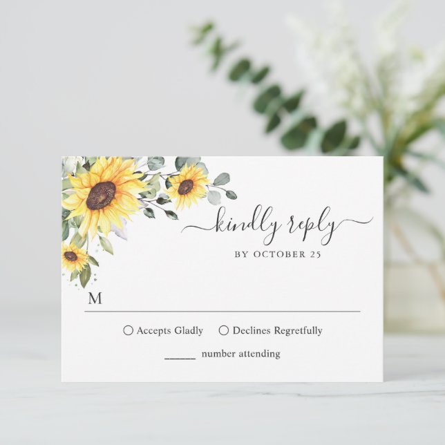 Elegant Sunflowers Eucalyptus Floral Wedding RSVP Karte (Stehend Vorderseite)