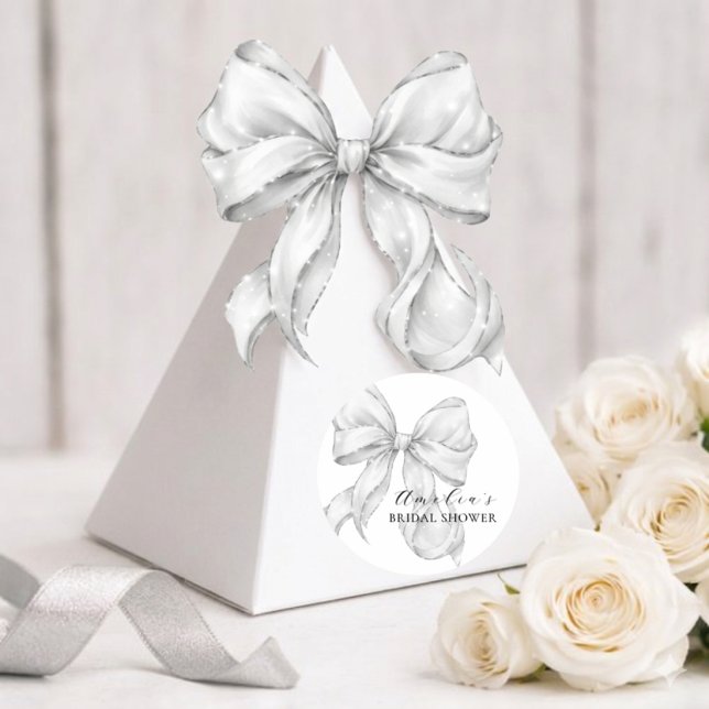 Elegant, tying the knot bridal shower white bow. runder aufkleber (Von Creator hochgeladen)
