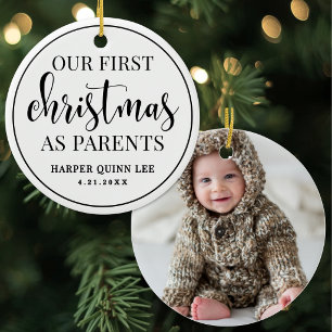 Elegant Unser erstes Weihnachten als Eltern Baby-F Keramik Ornament