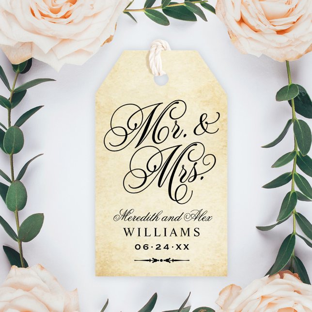 Elegant Vintag Mr. and Mrs. Script Custom Monogram Geschenkanhänger (Von Creator hochgeladen)