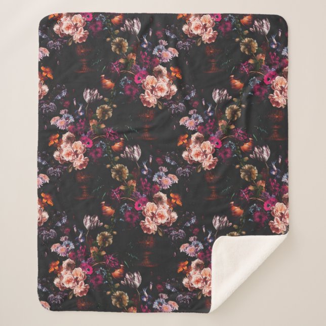 Elegant Vintage Dark Moody Burgundy Floral  Sherpadecke (Vorderseite)