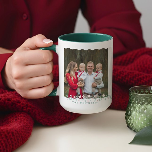Elegant Wavy Familie Foto Collage Halten Blumengef Tasse (Elegant Wavy Family Photo Collage Keepsake Floral Mug)