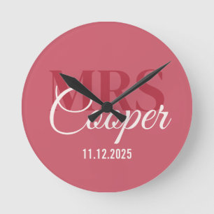 Elegant Wedding Couple Name Red Ivory Farbe Runde Wanduhr