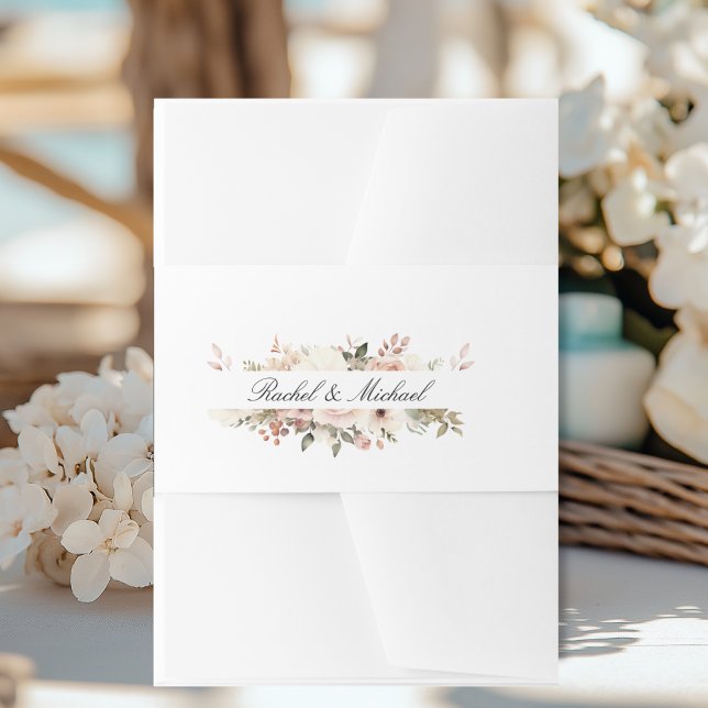 Elegant, weiß, pastellfarben, Blume Einladungsbanderole (Elegant, white, pastel, flower bouquet invitation belly band with your name.)