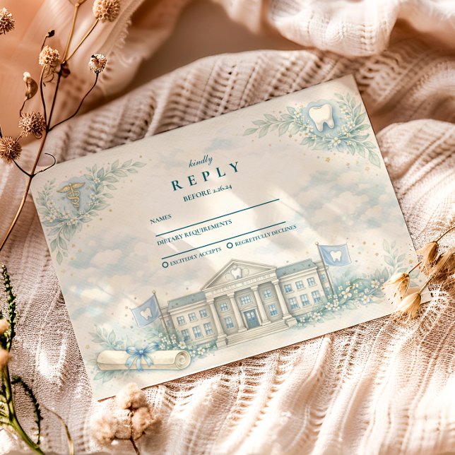 Elegant White Coat Dentist Graduation Party RSVP Karte (Von Creator hochgeladen)