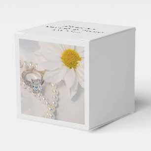 Elegant White Daisy Wedding Geschenkschachtel
