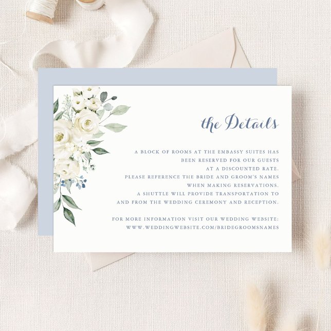 Elegant White Flowers Dusty Blue Wedding Details Einladung (Von Creator hochgeladen)