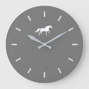 Elegant White Horse Silhouette on Gray Große Wanduhr