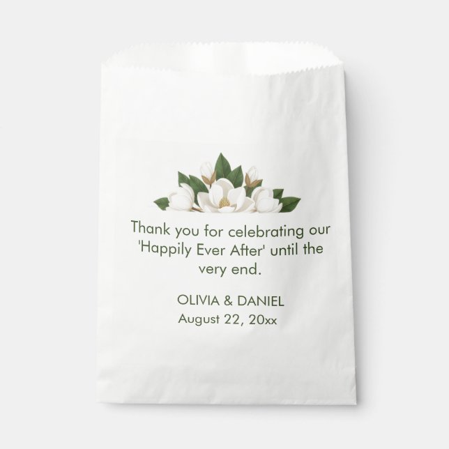 Elegant White Magnolia Wedding Geschenktütchen (Vorderseite)