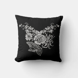 Elegant White Rose Butterfly Kissen