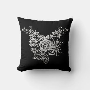 Elegant White Rose Butterfly Kissen