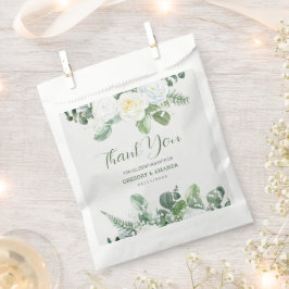 Elegant White Roses & Greenery Geschenktütchen