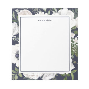 Elegant White Roses Greenery Navy Blauer Name Notizblock