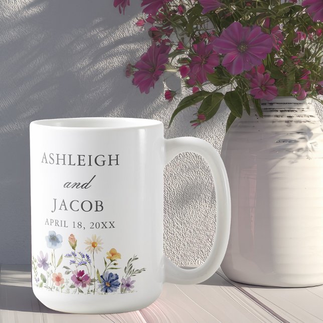Elegant Wildflower Wedding Anniversary Custom Kaffeetasse (Von Creator hochgeladen)