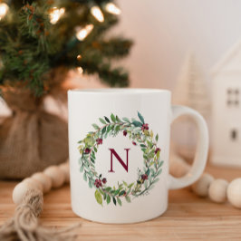 Elegant Winter Greenery Burgundy Monogram Wreath Kaffeetasse