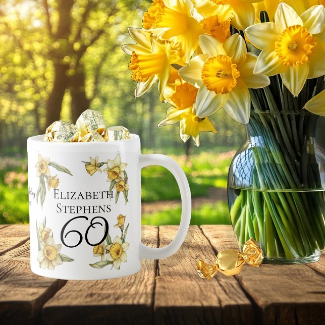 Elegant Yellow Daffodils Floral 60. Geburtstag Kaffeetasse (Elegant Yellow Daffodils Floral "60" 60th Birthday Keepsake Coffee Mug)