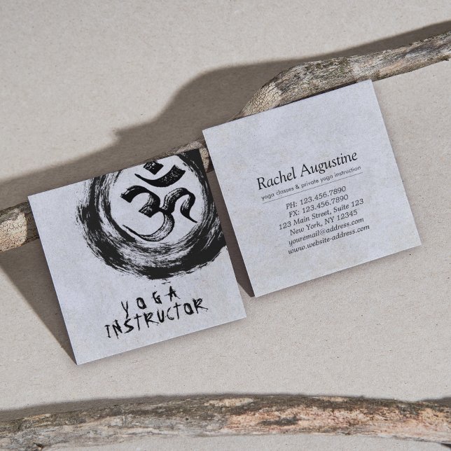 Elegant YOGA Instructor Calligraphy ZEN OM Symbol Quadratische Visitenkarte (Von Creator hochgeladen)