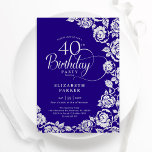 Elegante 40. Geburtstag Lila Silberne Rose Einladung<br><div class="desc">Lila silberne florale 40. Geburtstag Party Einladung. Elegantes Design mit Rose,  Imitaten silberne Folie und Typografie Script Schriftart. Die trendige Einladungskarte eignet sich perfekt für eine stilvolle Damenfeier. Kann für jedes Alter angepasst werden. Personalisieren Sie Ihre persönlichen Daten. Gedruckte Zazzle-Einladungen oder Sofortdownload digitaler Druckvorlage.</div>