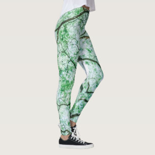 Elegante, aber sprichwörtliche Blätter und Zweige  Leggings