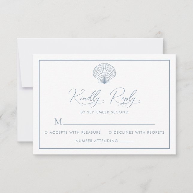 Elegante Beach Scallop Muschel Dusty Blue Wedding RSVP Karte (Vorderseite)