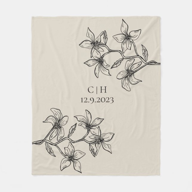 Elegante Beige Floral Monogram Wedding Fleecedecke (Vorderseite)