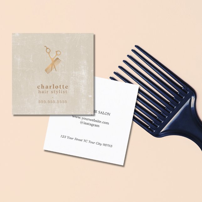 Elegante Beige Imitate Goldschere Comb Fairstylist Quadratische Visitenkarte (Von Creator hochgeladen)
